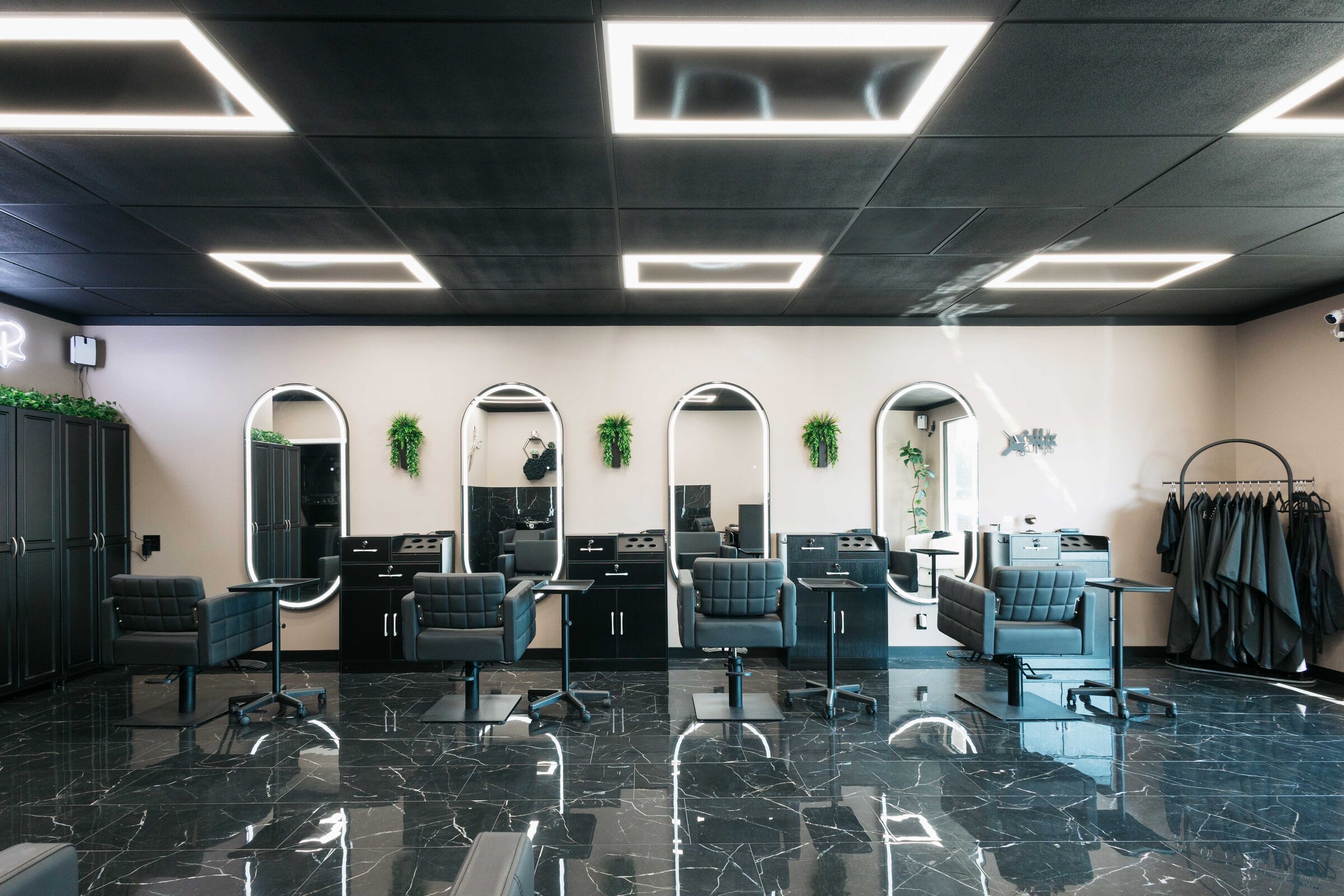 Salon Amor interior, Campbell CA